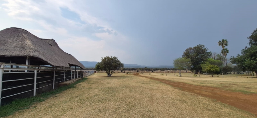 6 Bedroom Property for Sale in Zeerust North West